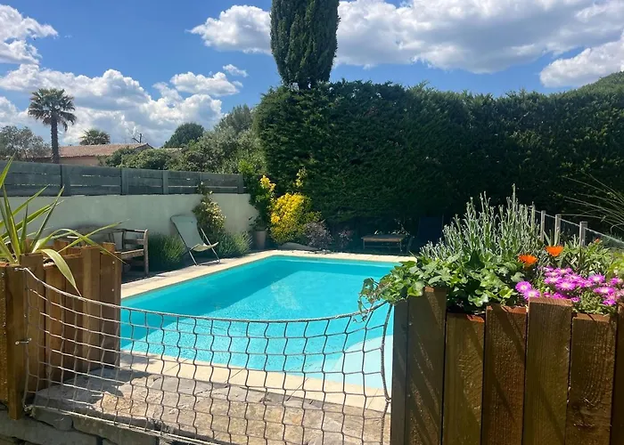 Belle Familiale Avec Piscine Willa *